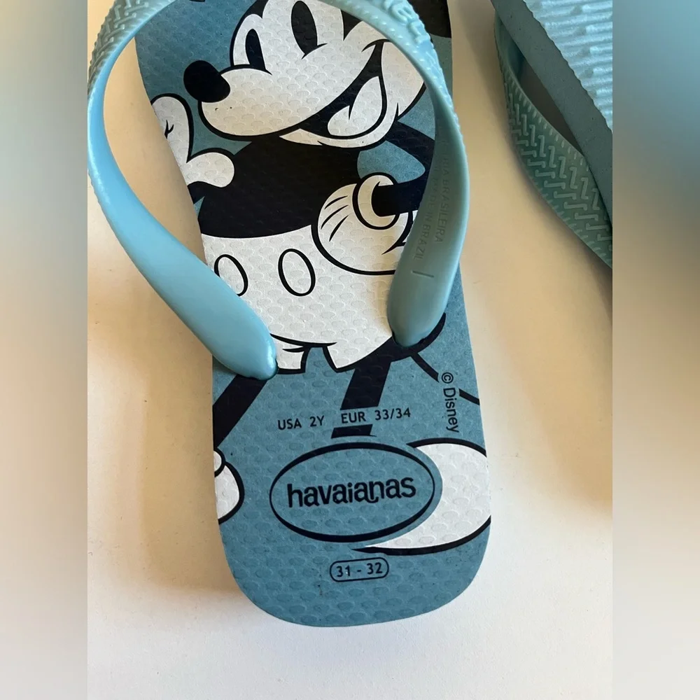 New unworn Havaianas Youth VintagecMickey Mouse blue flip flops shoes Disney 2Y